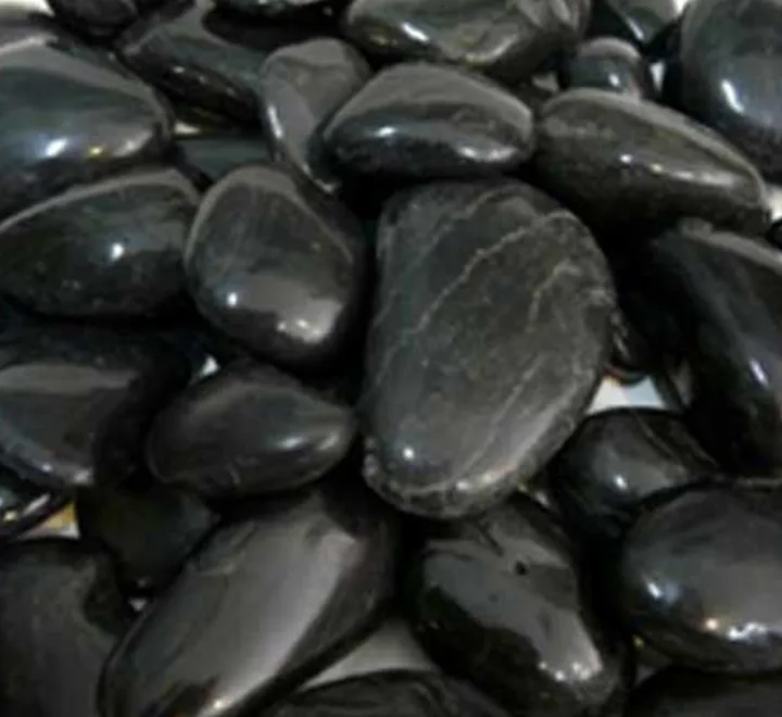 High Polished Black Pebbles – 3–5cm (20KG Bag)