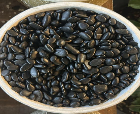 Black pebble / stone Polished 10mm 20 kg